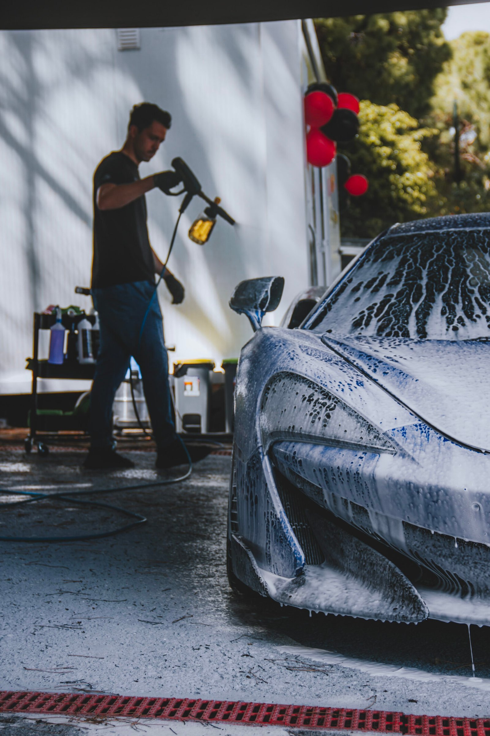 Deep Leather & Fabric Upholstery Cleaning.